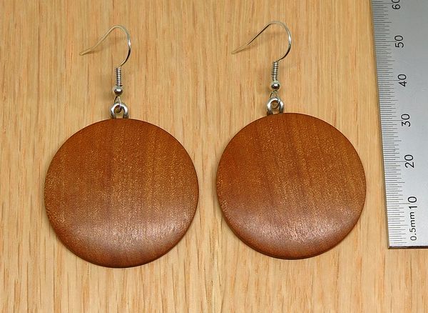 Tasmanian Myrtle Round Drop Earrings - 35mm