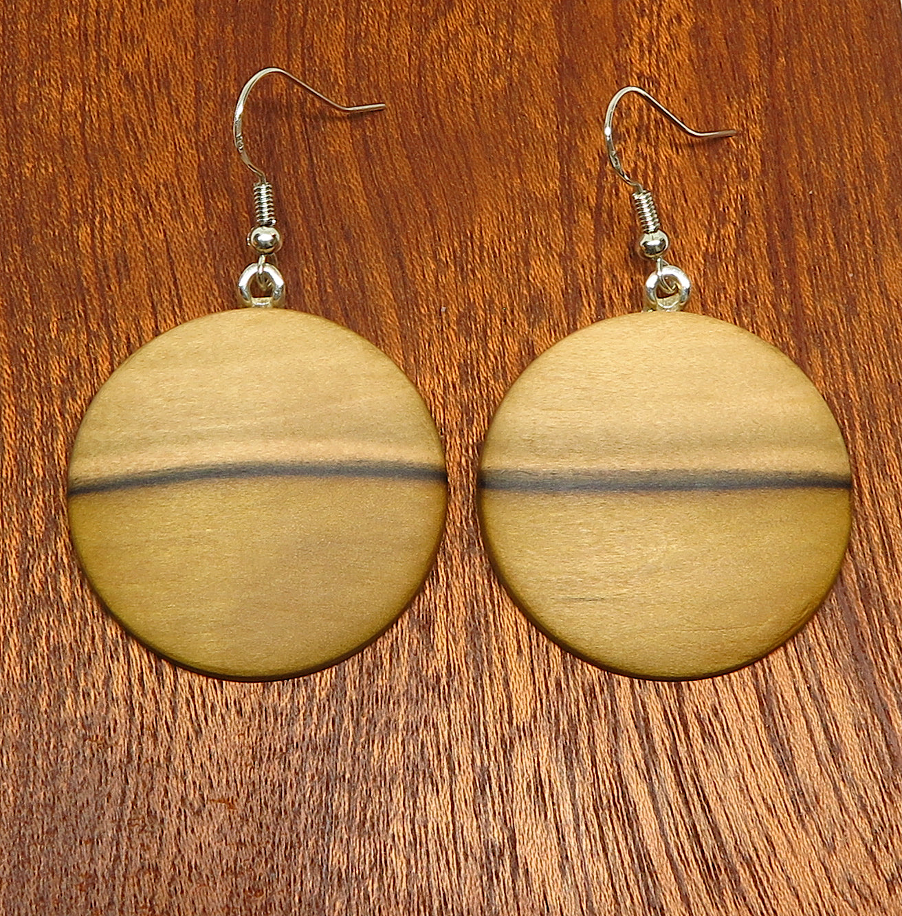Tasmanian Sassafras Round Drop Earrings