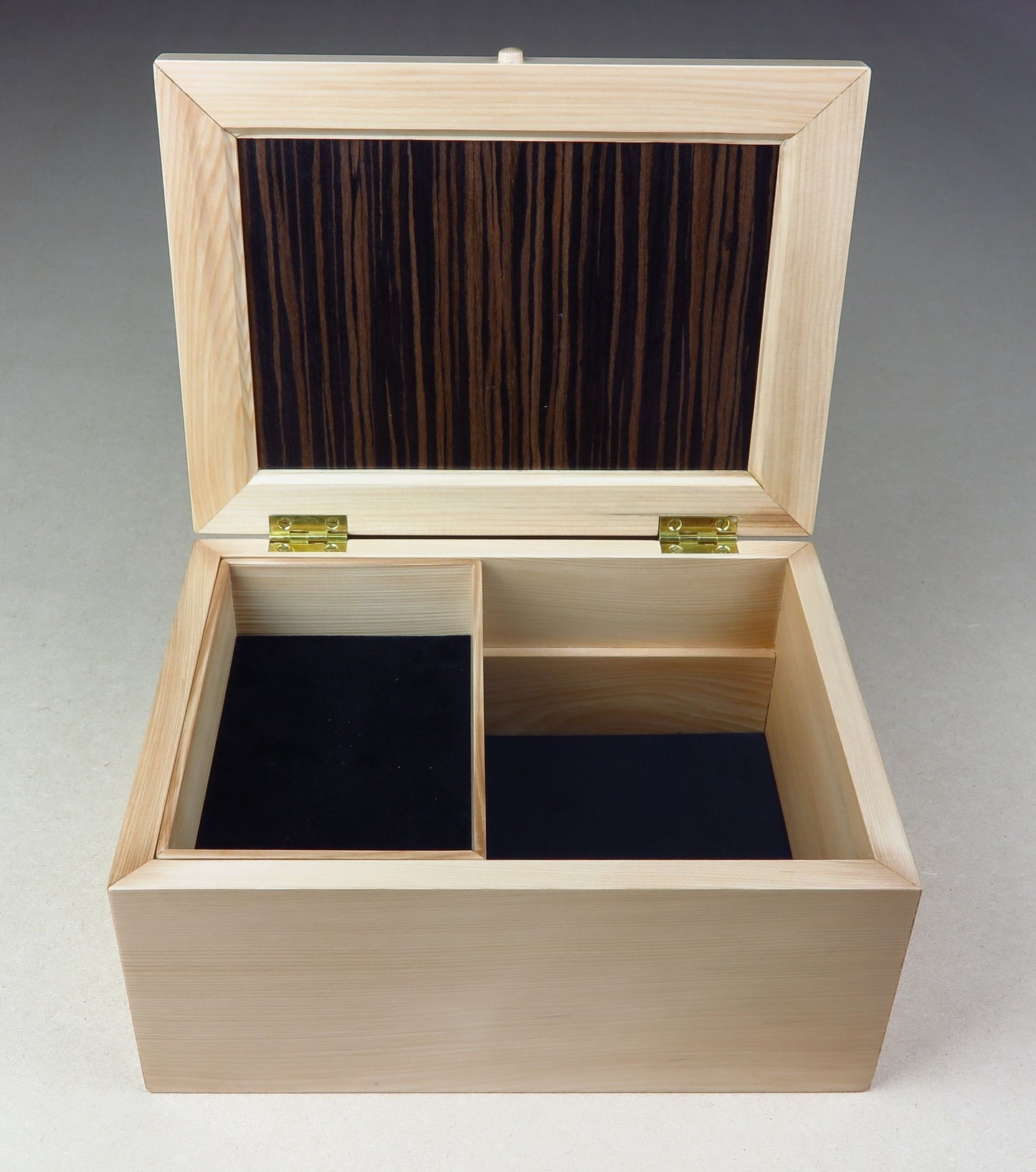 Celery Top and Macassar Ebony Jewellery Box With Tray