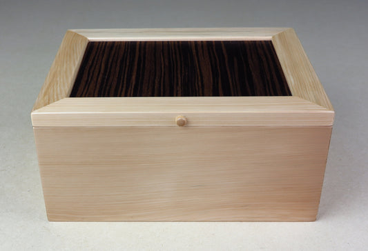 Celery Top and Macassar Ebony Jewellery Box With Tray