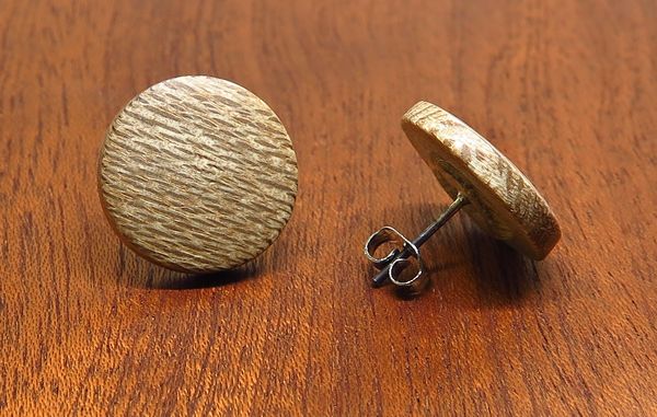 Silky Oak Round Stud Earrings