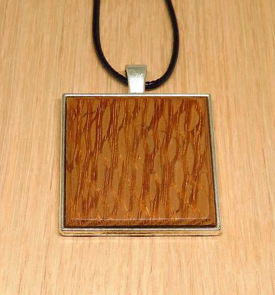 Silky Oak Square Pendant
