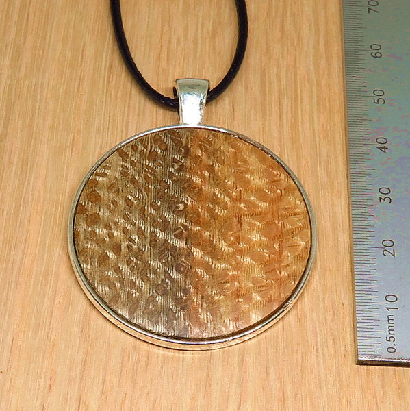 Banksia Round Pendant