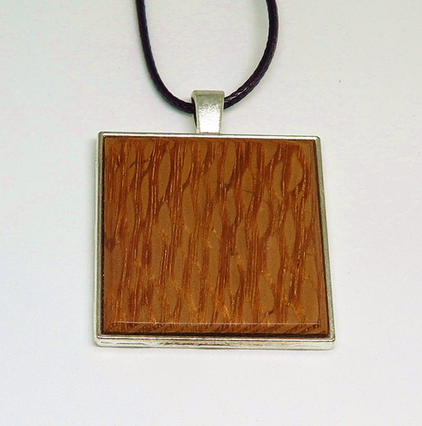 Silky Oak Square Pendant